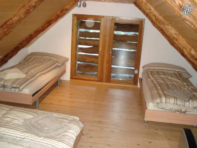 Rustico Aurora Apartment Brontallo Екстериор снимка